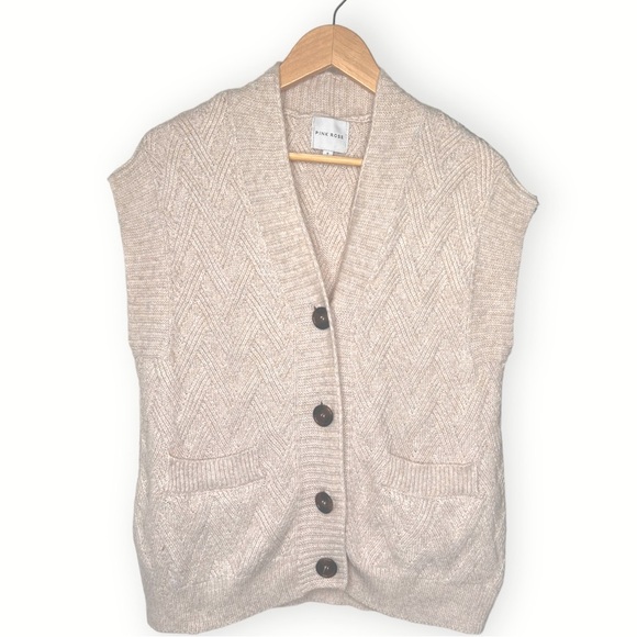 Pink Rose Knit Button Front Short Sleeve Oatmeal V-Neck Sweater. Pockets. Small. - Picture 1 of 9